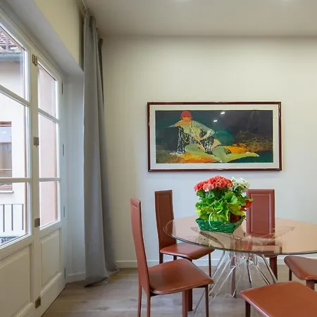 Luxury Liberty Palace Apartment *