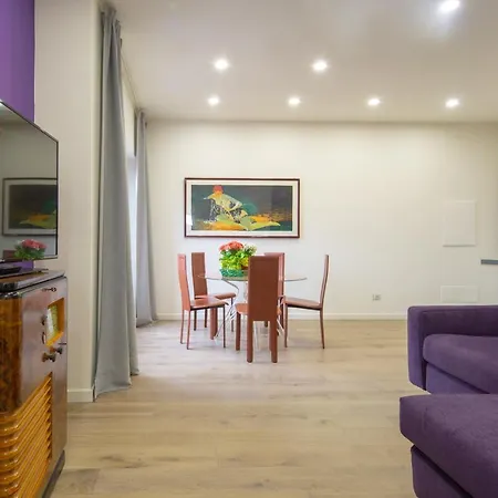 Luxury Liberty Palace Apartment *